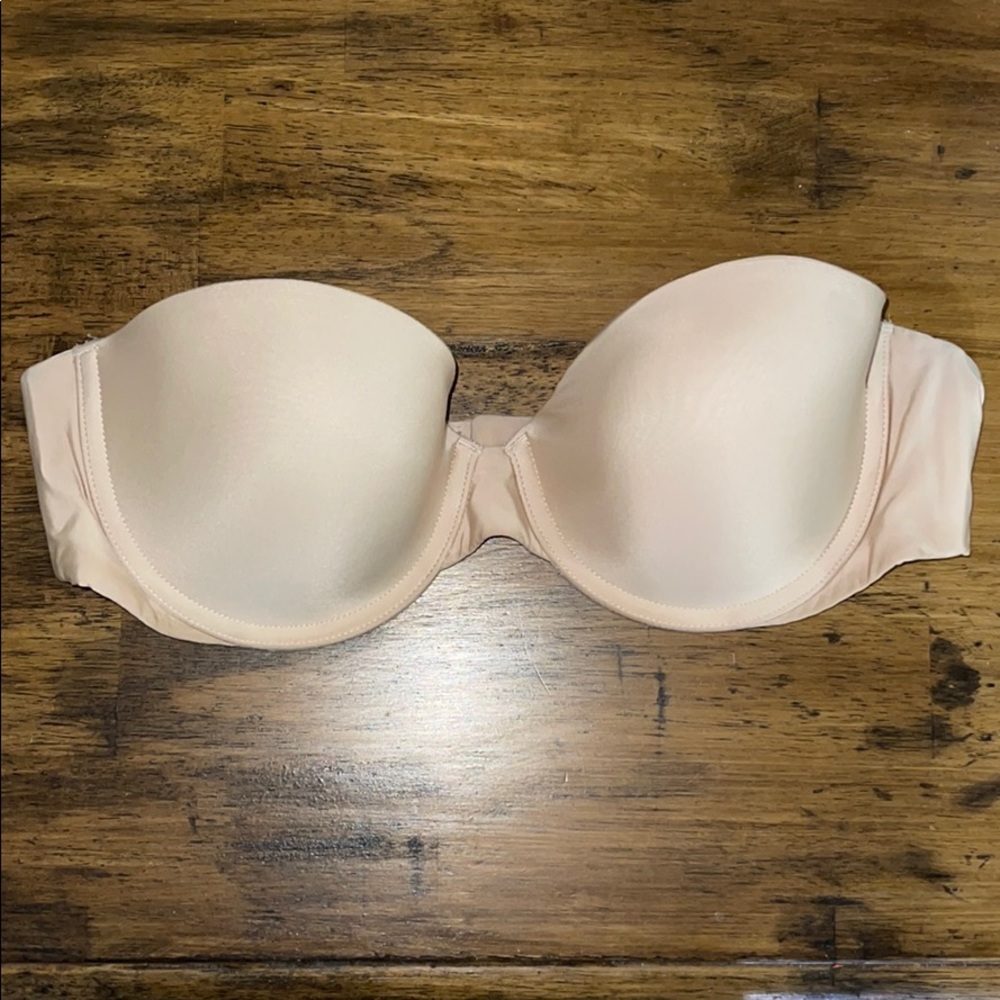 Victoria’s Secret Strapless Push Up Bra